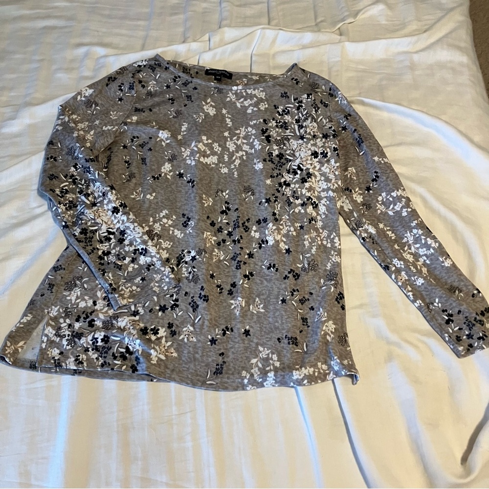Mario Serrani Gray Floral Blouse